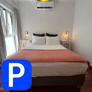 Apartment Prime Location - Historic District With Private Parking, Lissabon