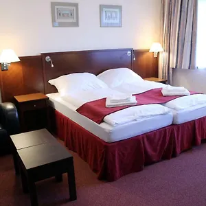 Hanspaulka Garden Apartment Prag