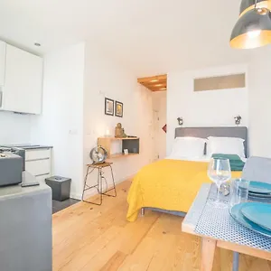 Apartment Downtown Comfy, Lissabon