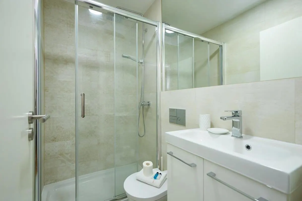 Bica Apartment Lisbon 0*,